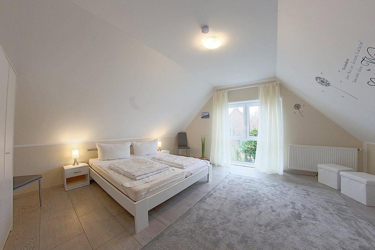 Ferienhaus Lanah Wurster Nordseekuste Екстериор снимка
